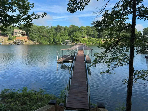 17 Sheltered Cv, Crane Hill, AL 35053