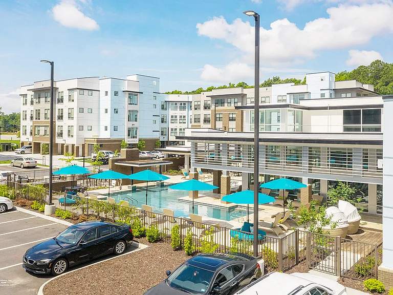 Lumen Apartments — Photo 5