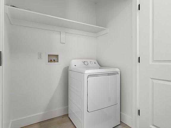 Finished home photos are representational images only. See sales agent for details.