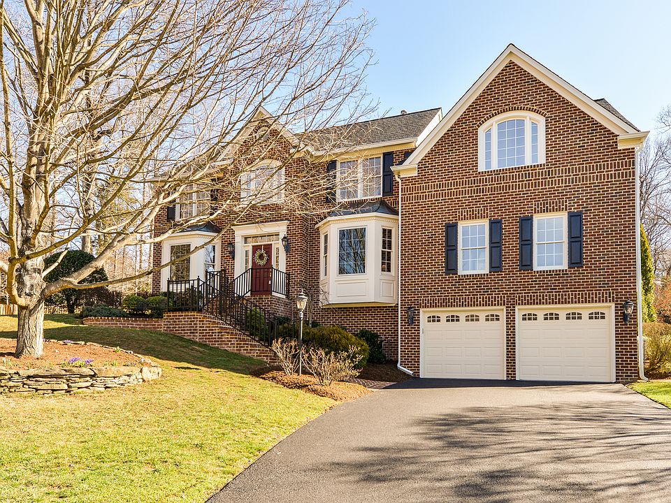 1st image of 8300 Private Ln