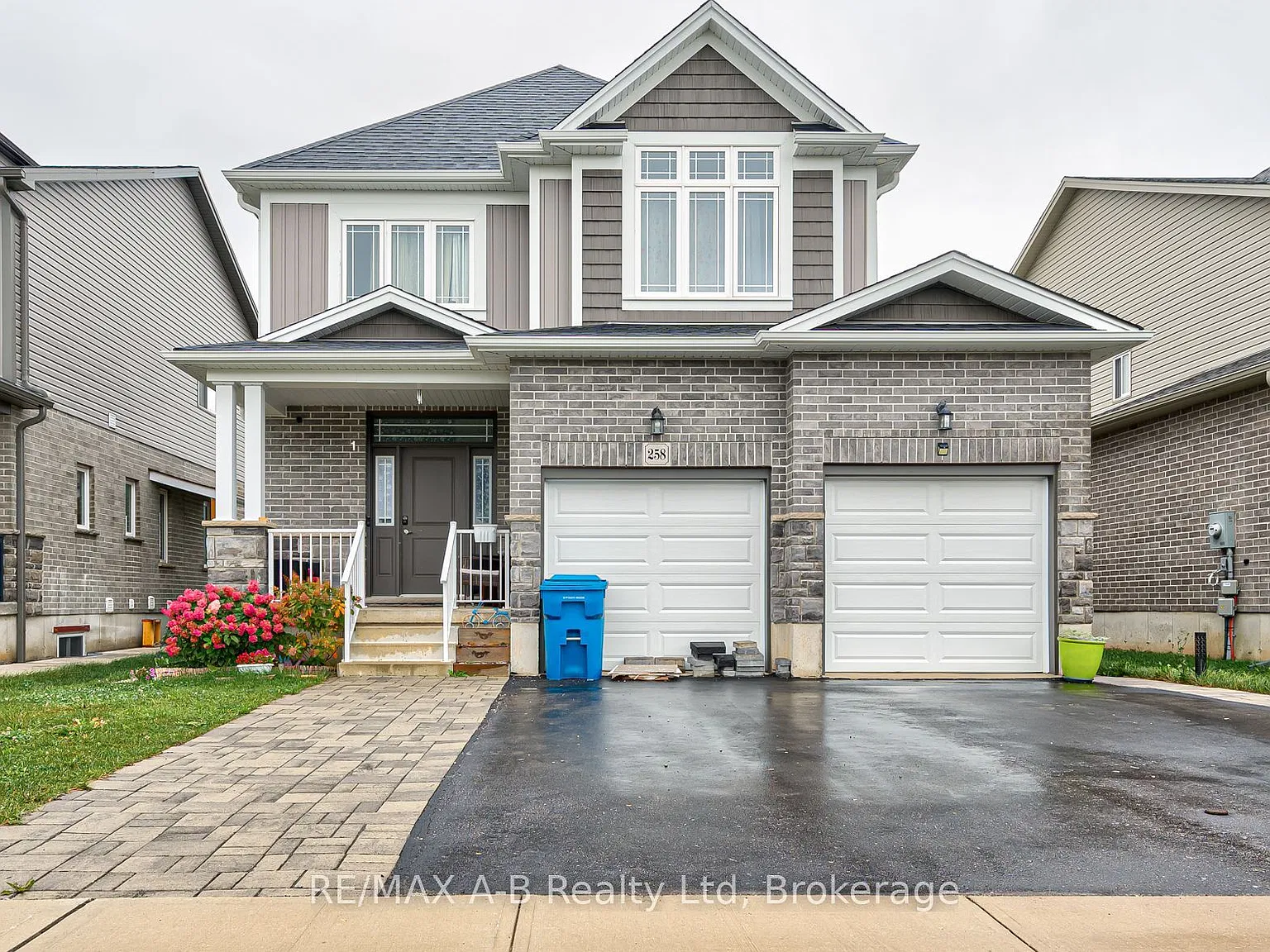 2 bed, $2,000 — Photo 1