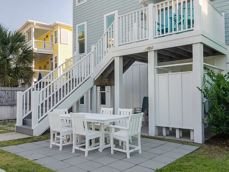 507 N Fort Fisher Blvd — Photo 52
