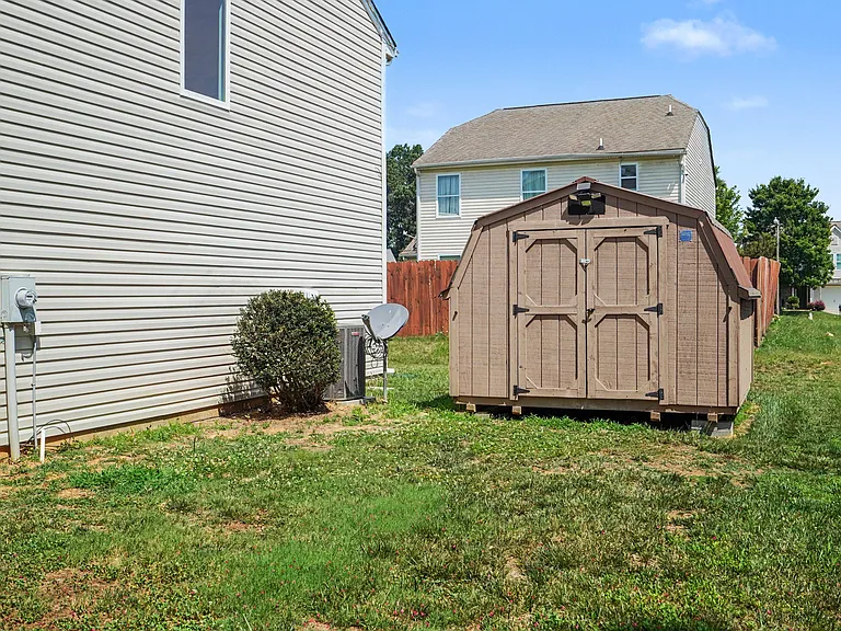 201 Buckboard Ln — Photo 20