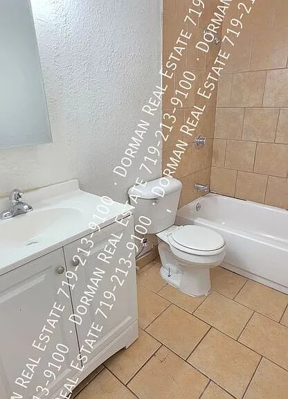 335 Ruskin Dr #B — Photo 8