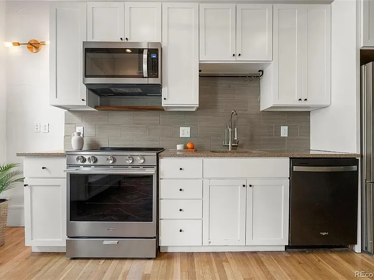 740 N Sherman St #305 — Photo 4