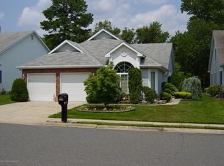 2422 Agincourt Rd, Toms River, NJ 08755