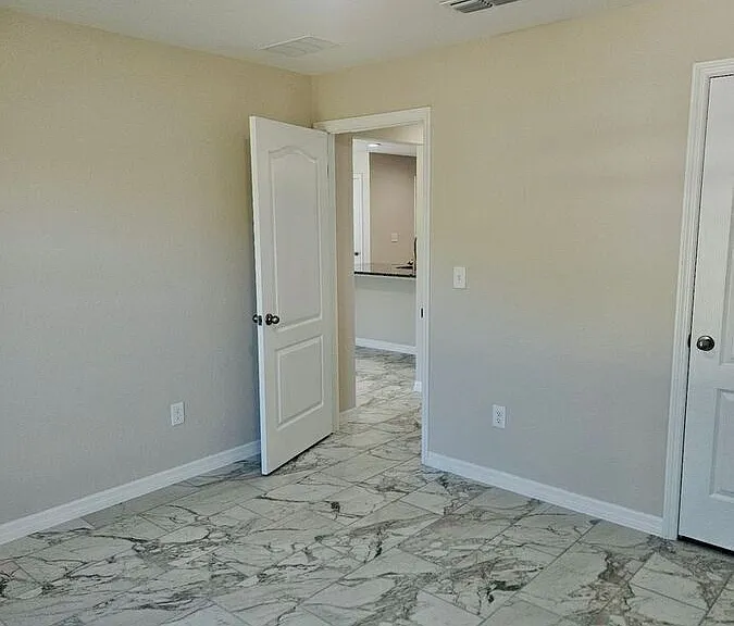 328 Mountain Dr — Photo 18