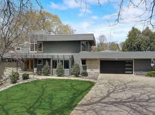 7025 Lake Rd, Deforest, WI 53532