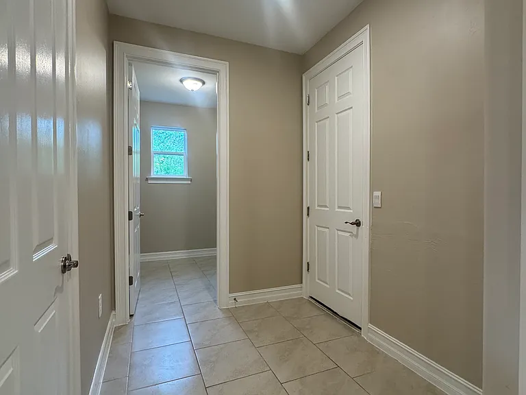 15523 Aron Cir — Photo 6