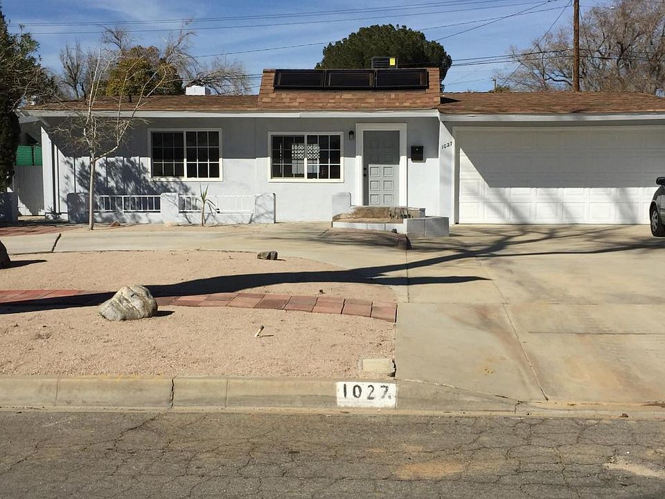 1st image of 1027 W Avenue J13