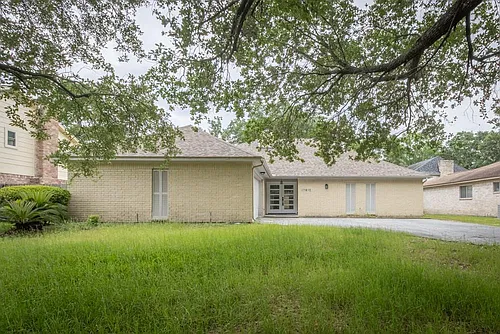17810 Cassina Dr Photo 1
