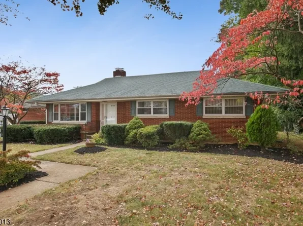 304 Rosehill Ave, Lopatcong Twp., NJ 08865