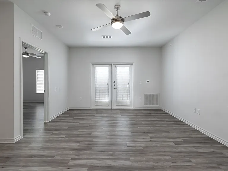 Moonlight Apartments — Photo 12
