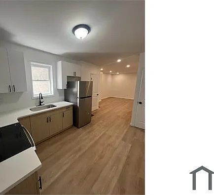 3 bed, $2,200 — Photo 3