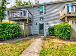 1402 Camp Rd APT 2C, Charleston, SC 29412