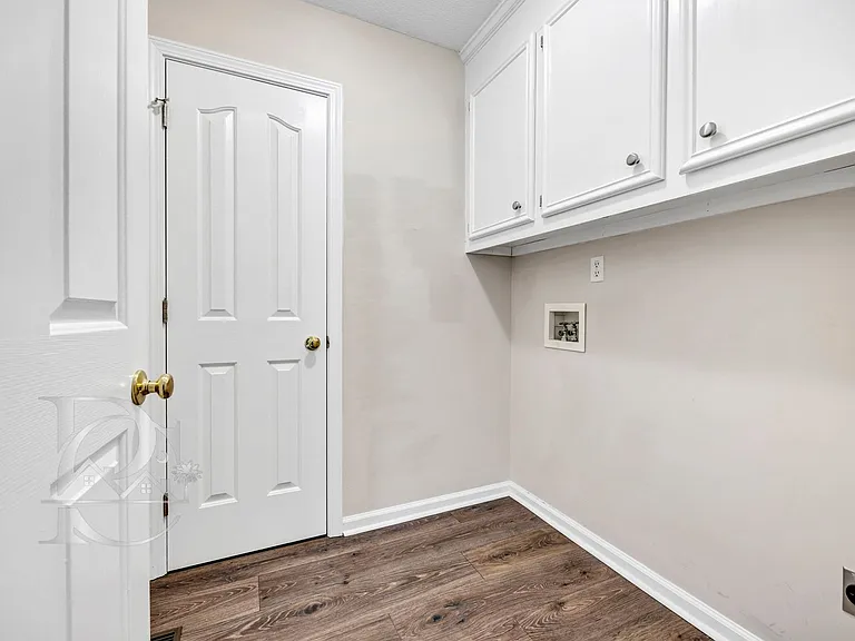 232 Autumnview Ct — Photo 26