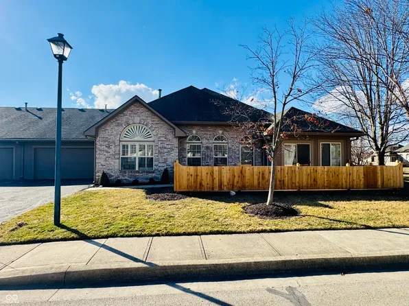 11130 Vineyard Dr, Fishers, IN 46038