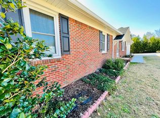 2146 Woodfield Dr, Columbia, SC 29223