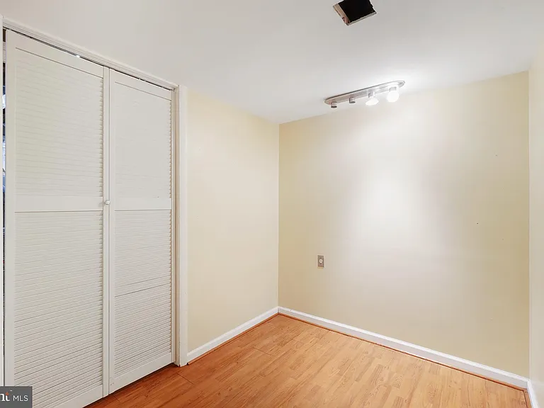 4453 Edan Mae Ct — Photo 24