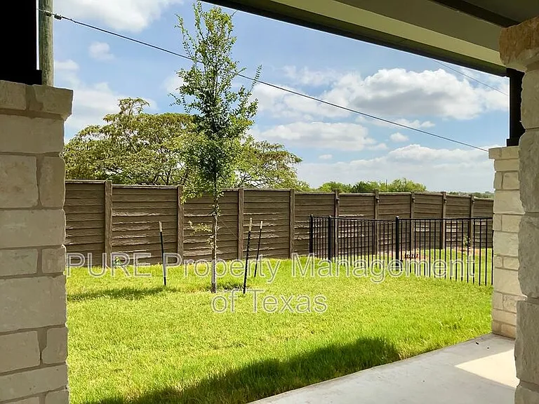 2204 Cornfield Dr #A — Photo 13