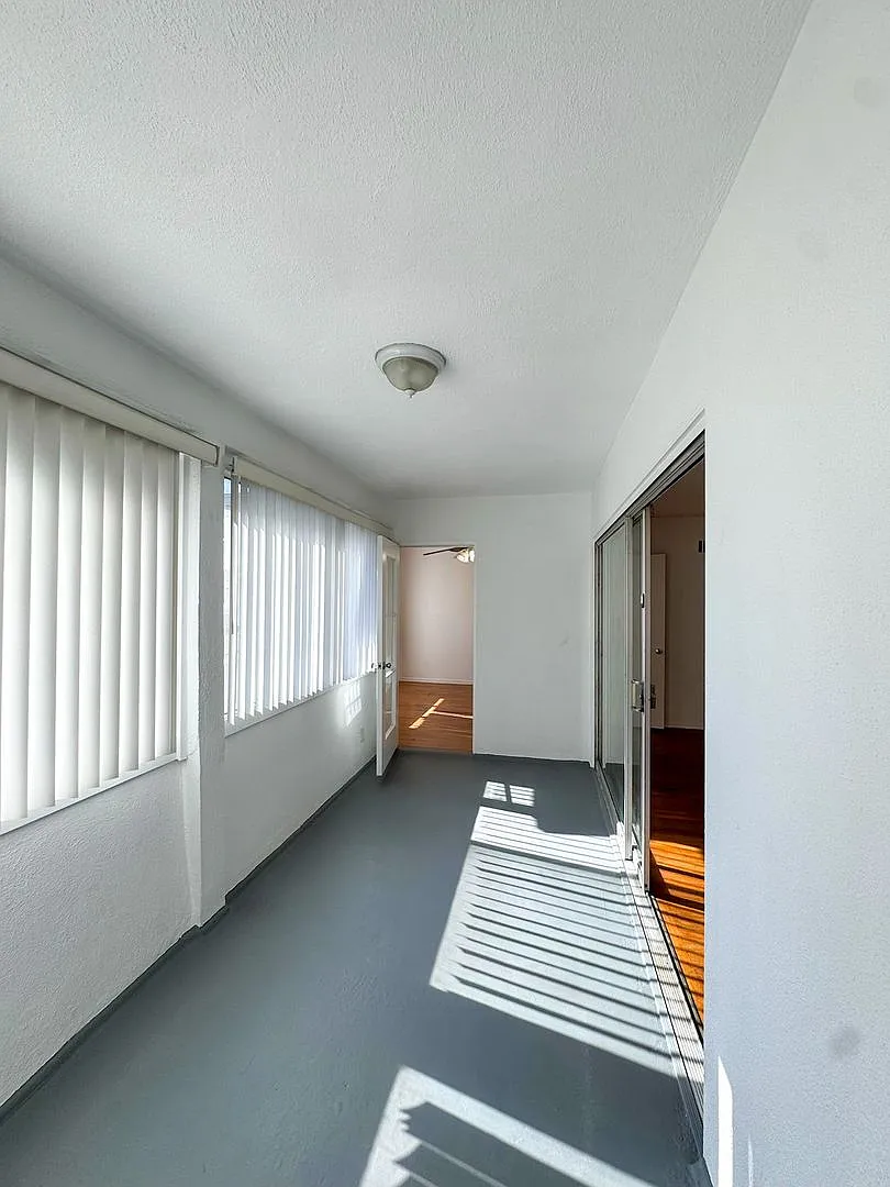 1416 Reeves St. — Photo 3