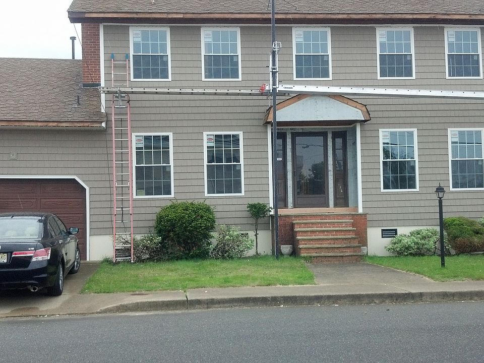 2nd image of 294 N 6th St