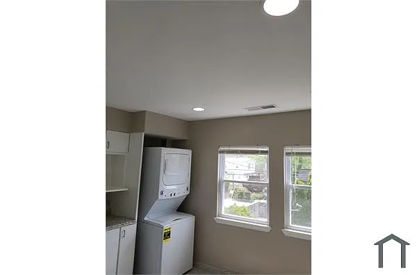 Building Photo - 7123 Harford Rd #1