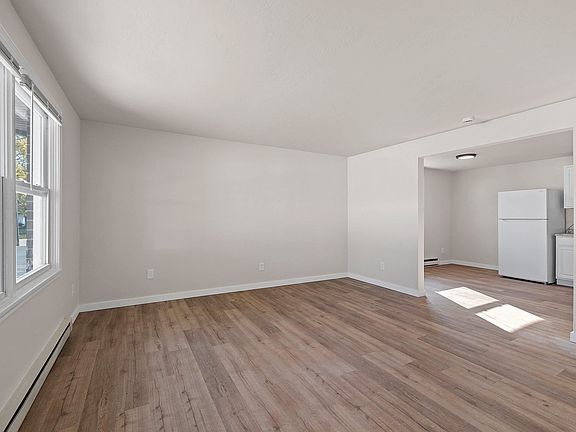 3rd image of 2130 Elmview Dr APT C