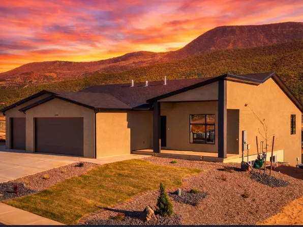 2493 W Scenic Dr, Cedar City, UT 84720