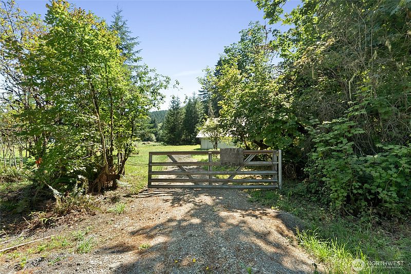 2nd image of 38 Ray Road
