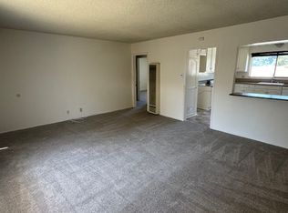 2501 Foothill Blvd APT 11, La Crescenta, CA 91214