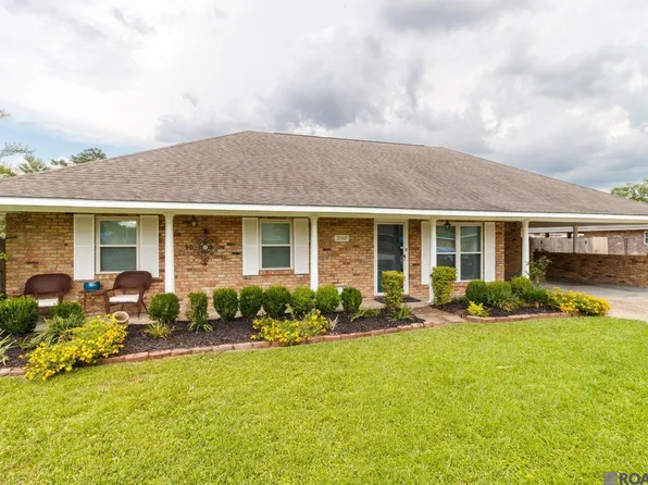 3142 Kings Canyon Dr, Baton Rouge, LA 70814