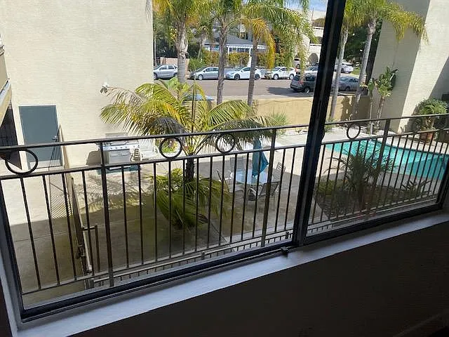 1621 La Playa Ave #8 — Photo 4