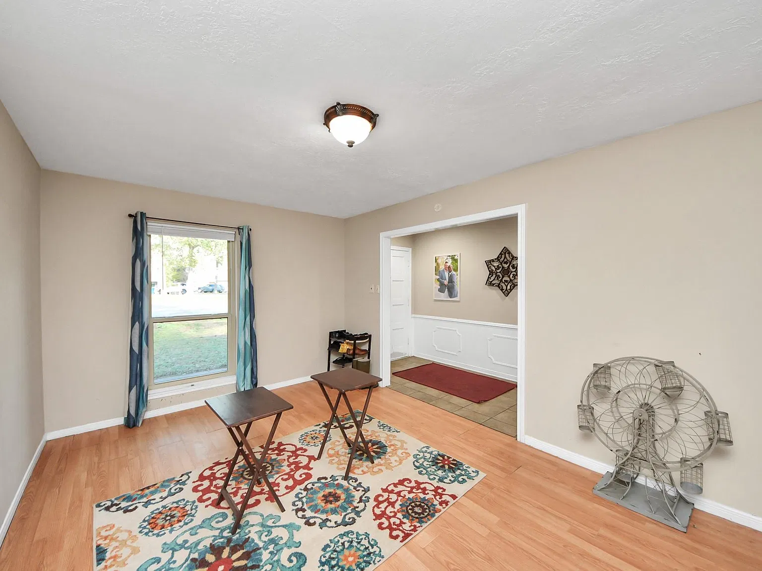 4 bed, 2.0 bath, 2101 sqft, $2,100 — Photo 4