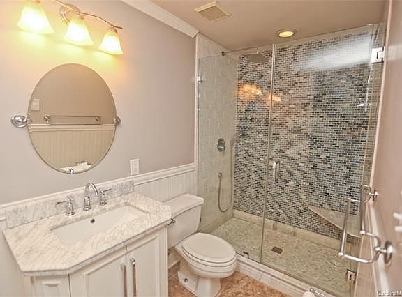 5th image of 9041 J M Keynes Dr Unit 5