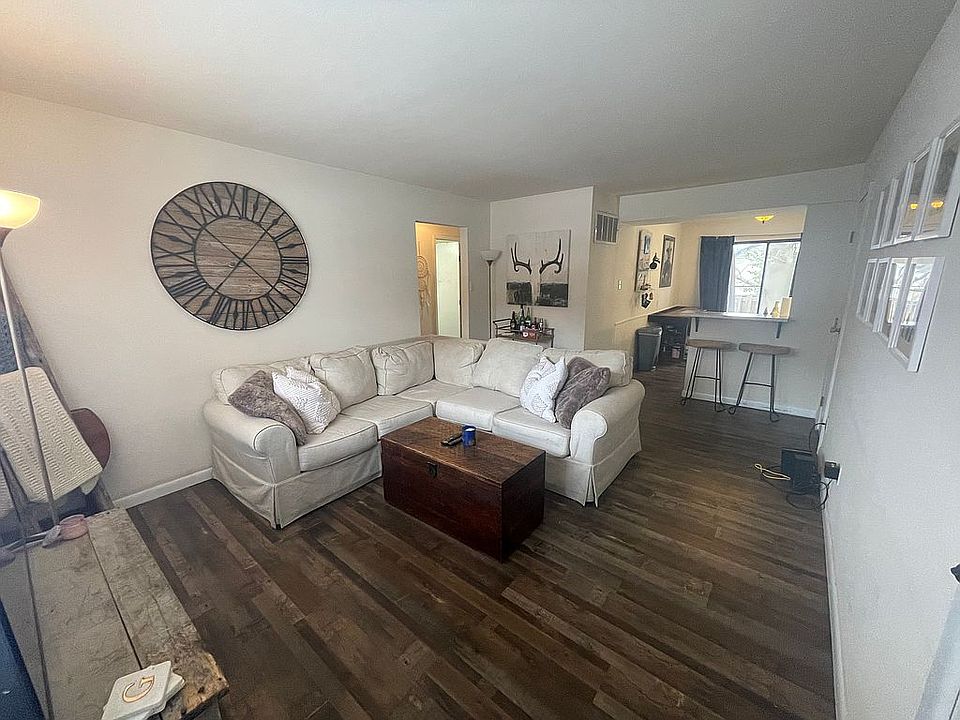 Beautiful updated great room