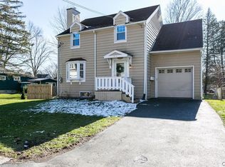 317 Edgerton St, Minoa, NY 13116