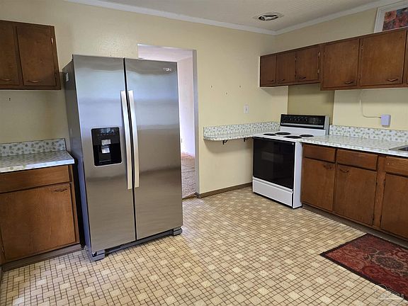 4th image of 4672 Oakland Dr