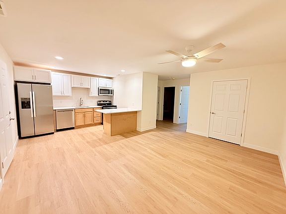 5th image of 420 Minneopa Ave #202