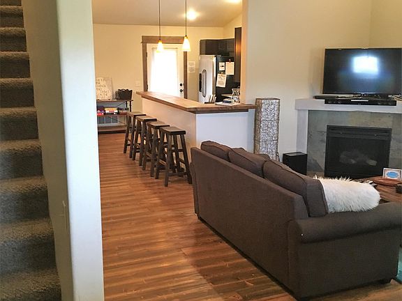2nd image of 450 Kimball Ave #0