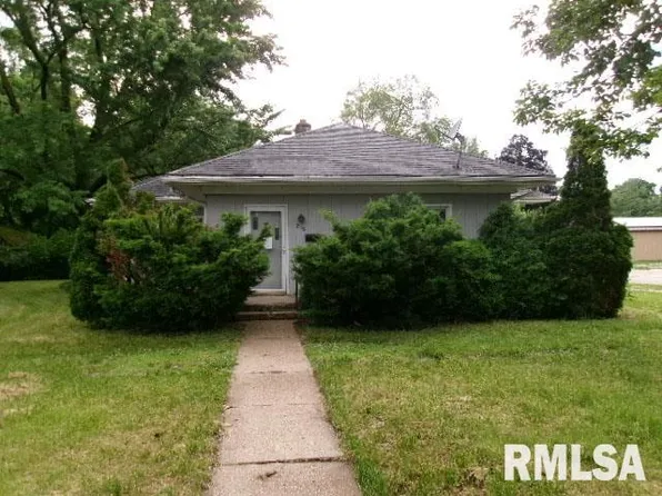 215 N Prairie St, Lacon, IL 61540