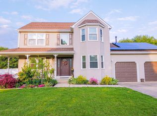 716 Harlequin Ln, Mullica Hill, NJ 08062