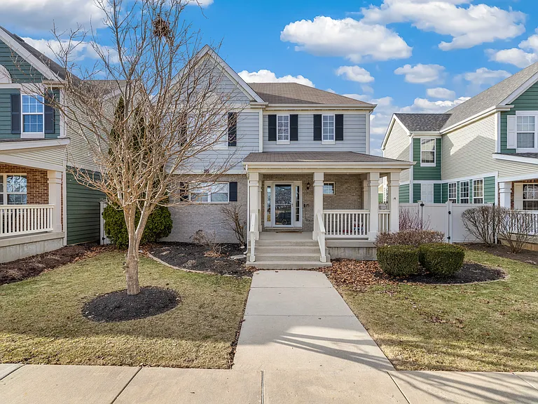 260 Longview Dr — Photo 25