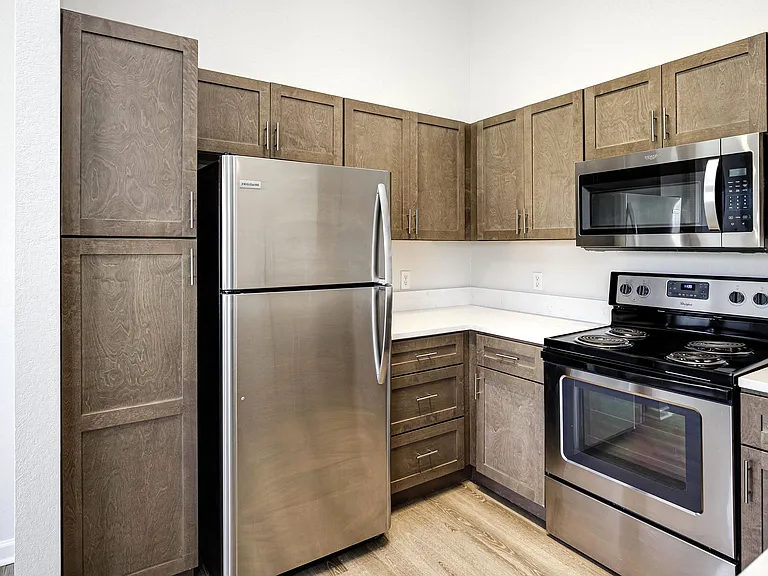 Autumn Grove Apartments — Photo 41