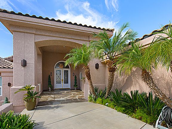 5th image of 22001 Loch Lomond Dr