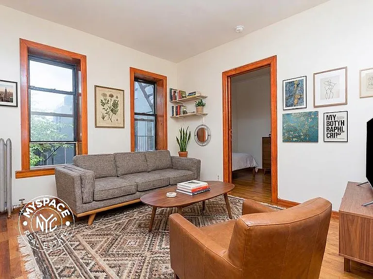 322 Rodney St #17 — Photo 1
