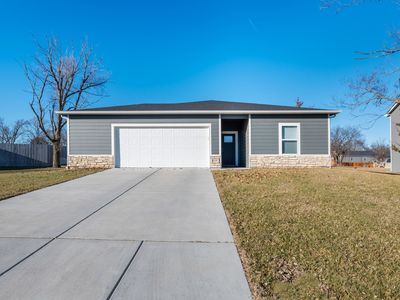 1335 E Skyview Dr, El Dorado, KS, 67042