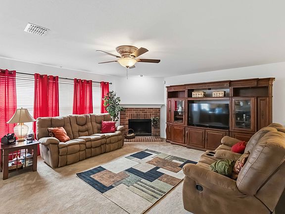 5th image of 1003 Ingram Dr