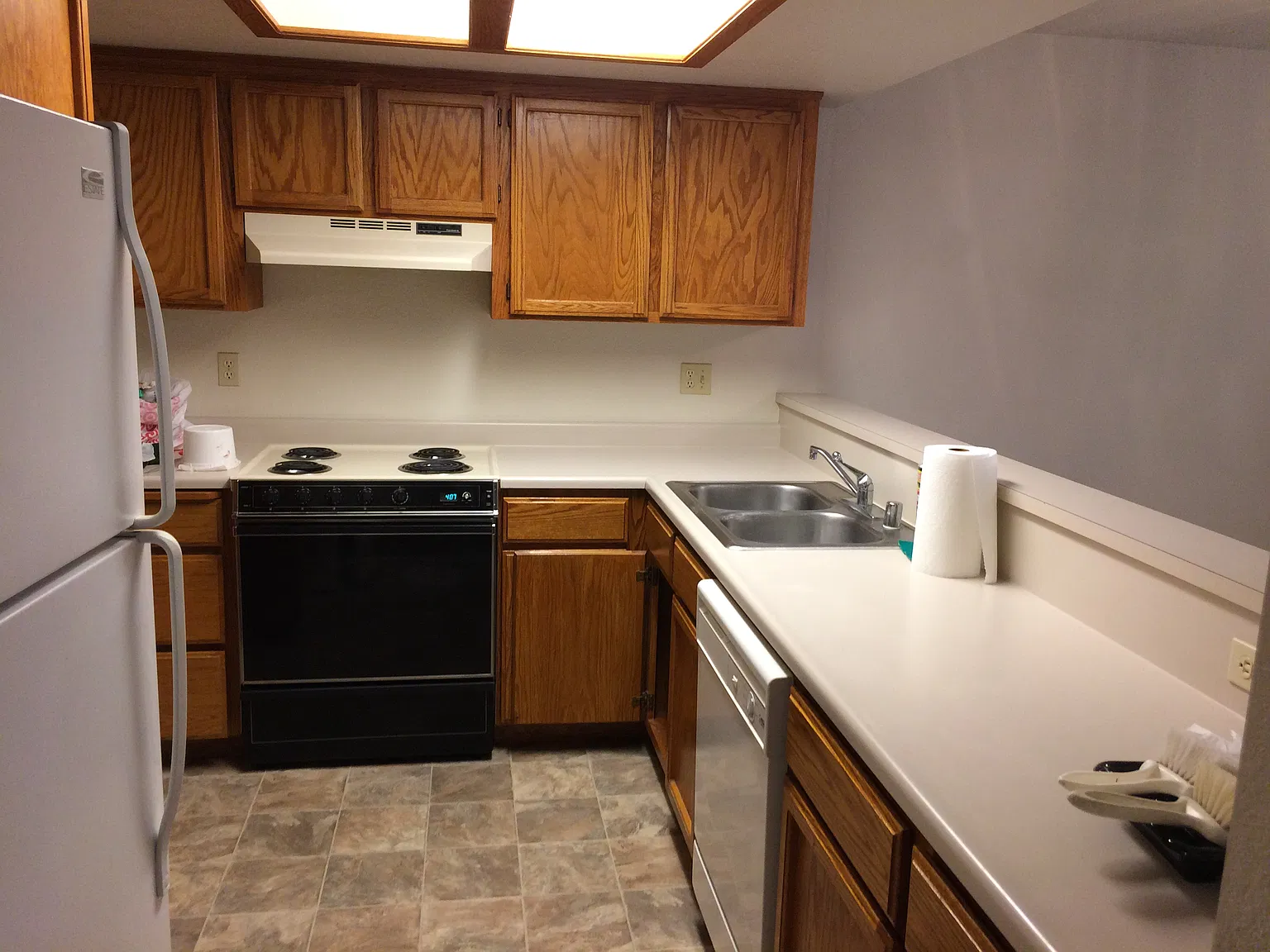 2 bed, 1.5 bath, 1100 sqft, $1,550 — Photo 4