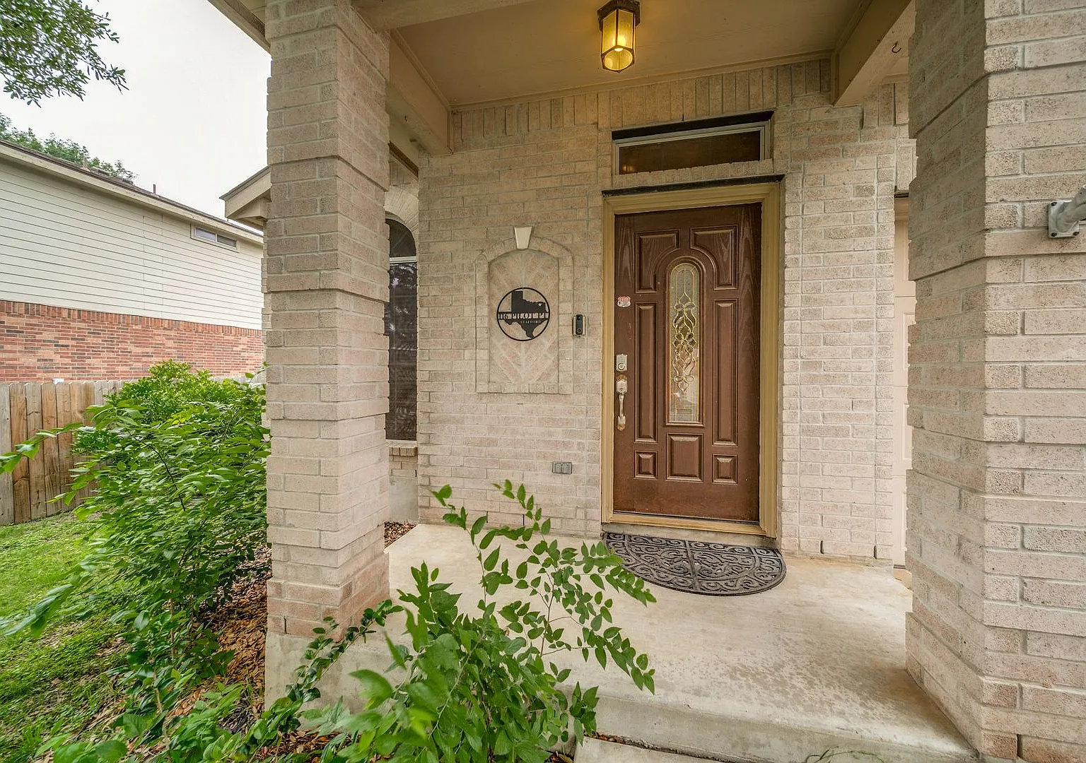 3-Bedroom, Single-Story Home In Cibolo — Photo 3